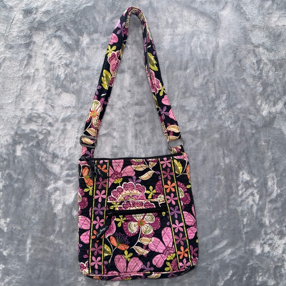 Vera Bradley Hipster Pirouette Crossbody Handbag Womens Floral Pink Black Purple